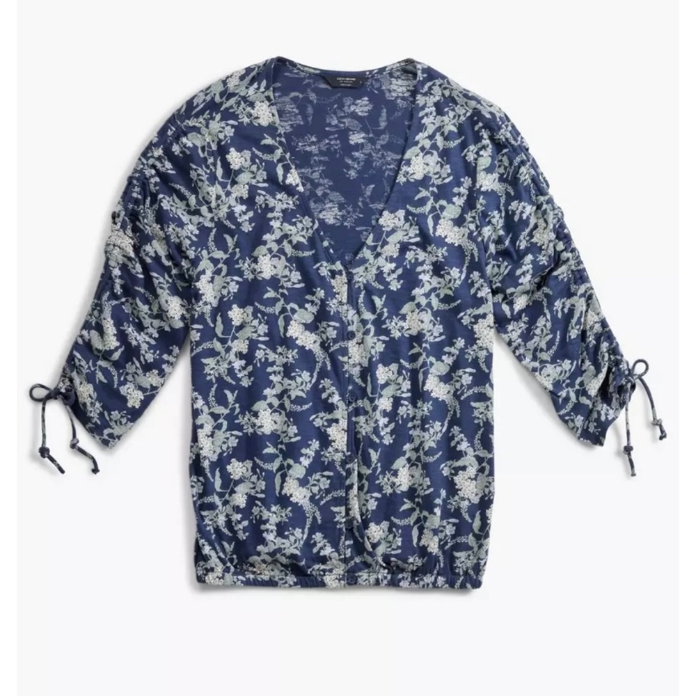 Lucky Brand printed top. Brand new!